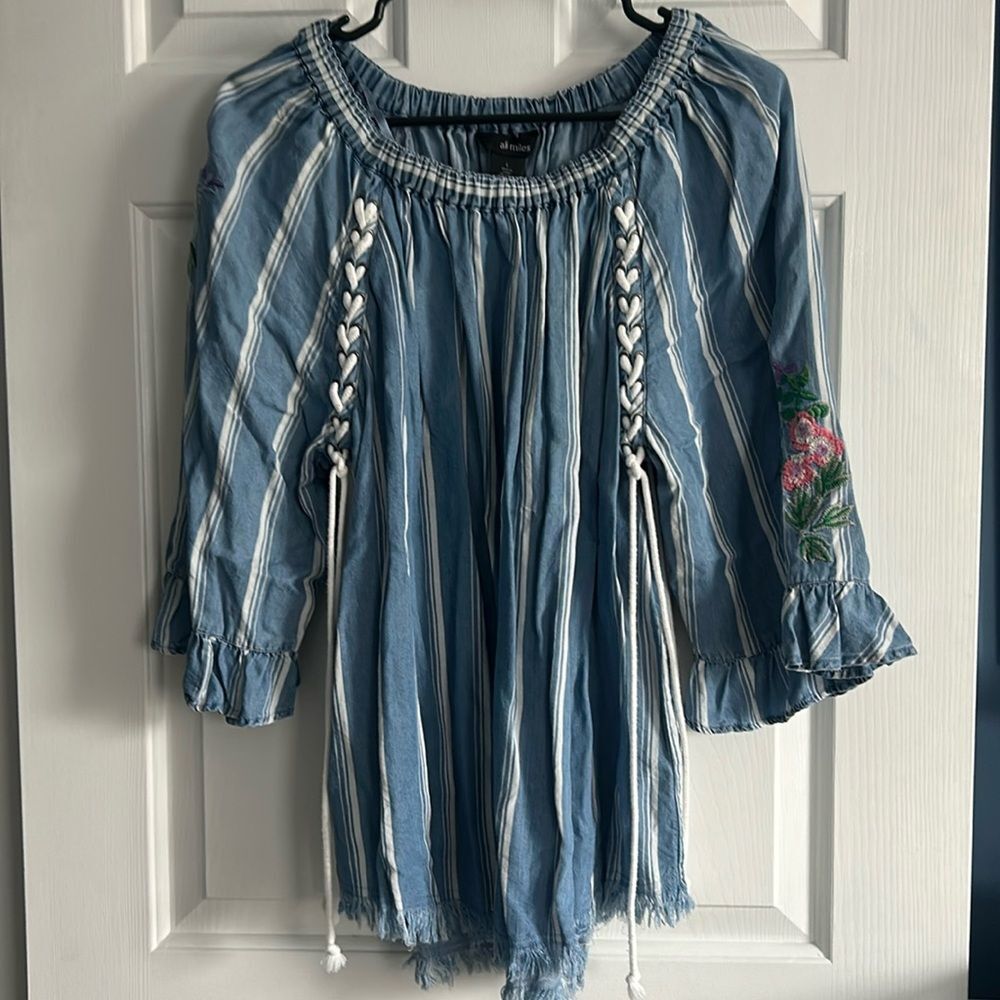 Ali Miles Embroidered Tencel Prairie Boho Floral Distressed Blouse Size L